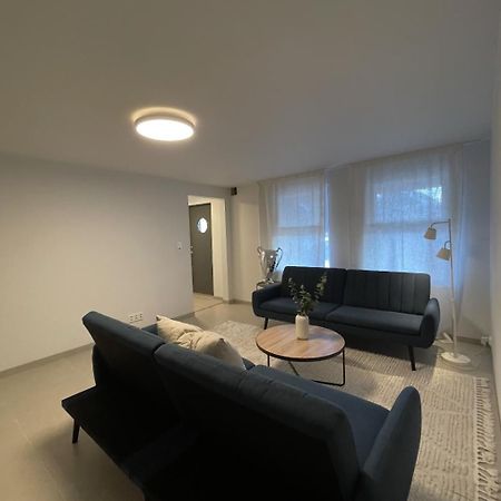 Central Leilighet I Kristiansand - Hellemyr Exterior foto